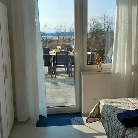 Koprowo Mit Direktem Seezugang, Sauna Und Whirlpool Holiday home Zastan
